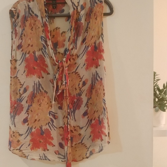 Silk vintade bow tie top - Picture 5 of 5